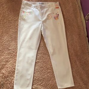 White jean/jegging with graphic designs